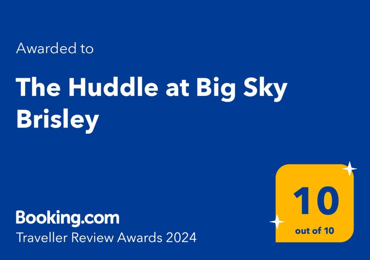 Hotel The Huddle At Big Sky Brisley Exteriér fotografie